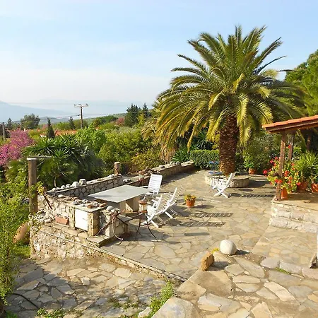 Maha House * Pelasgia