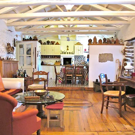 Villa Maha House *